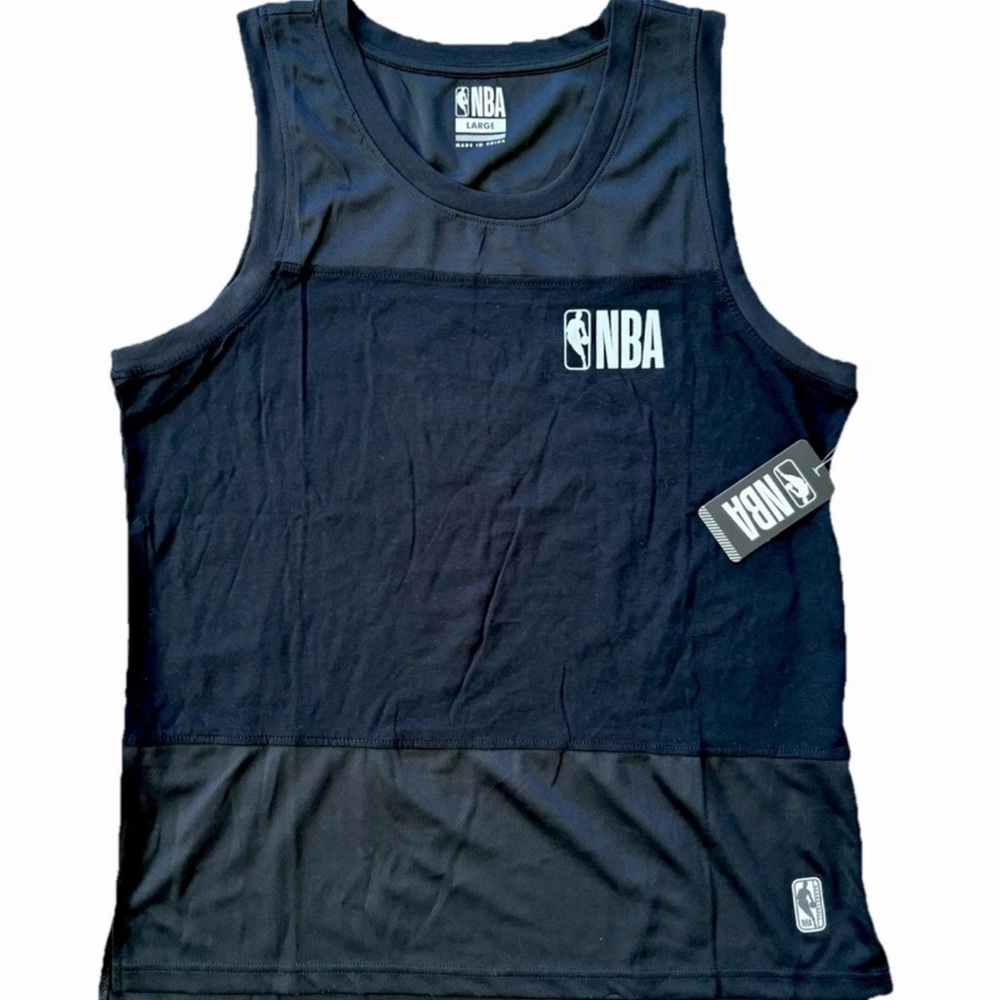 NBA Mens Official Logo Sleeveless Tank Top Shirt Dry Fit Moisture Size Large.
